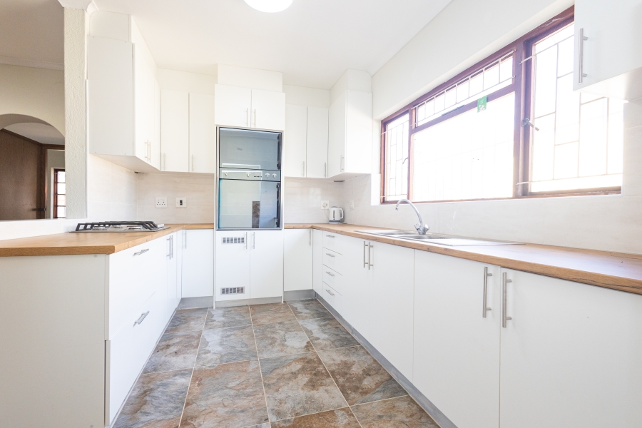 4 Bedroom Property for Sale in Ferndale Western Cape